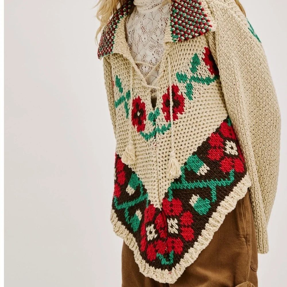 Free People Julie Girl Poncho - Picture 13 of 13